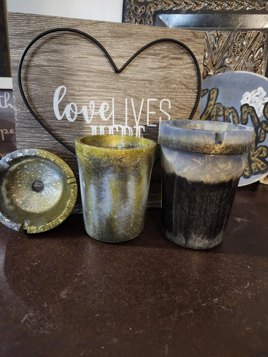 Resin car ashtrays