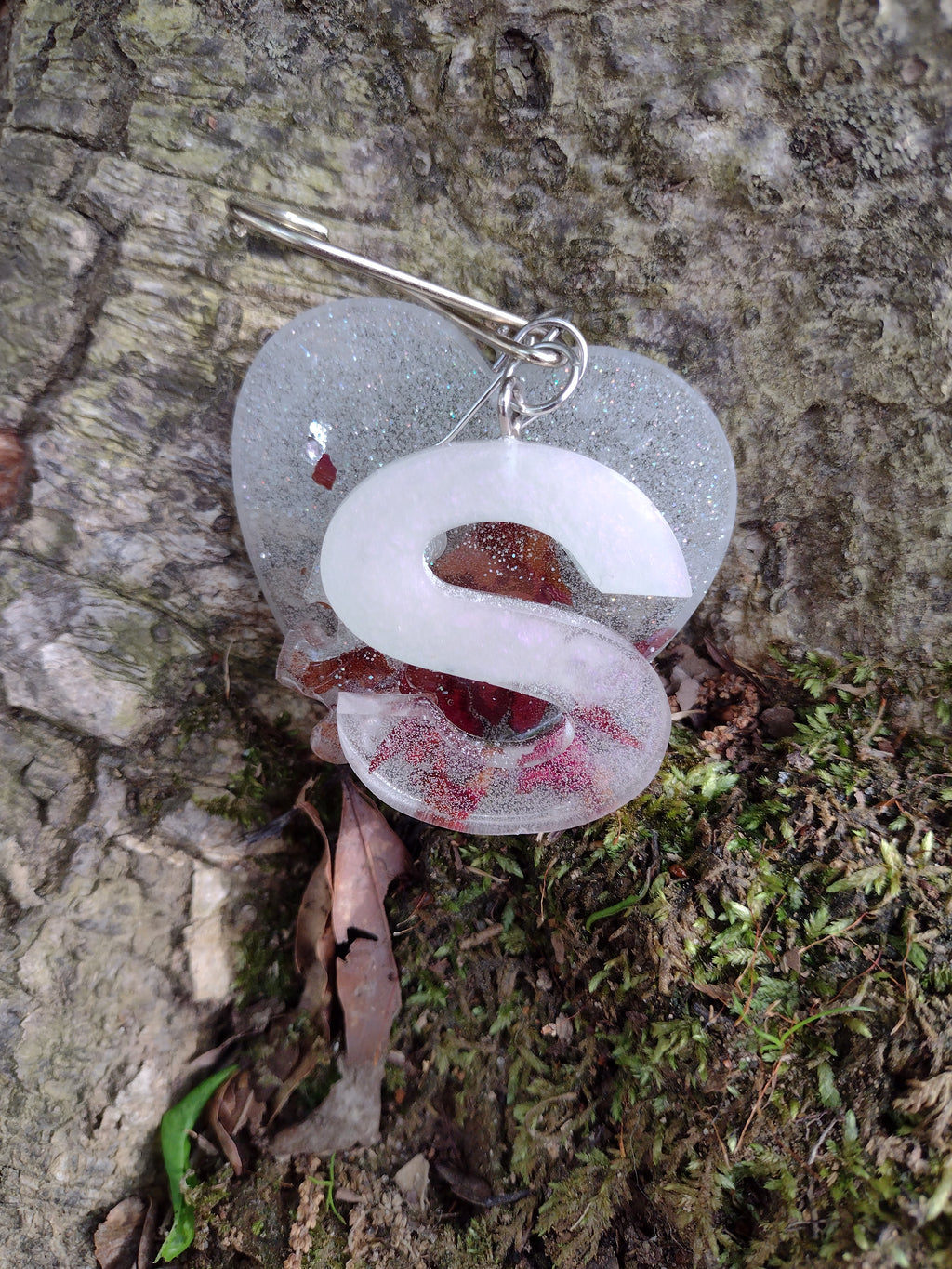 Resin memorial keepsakes