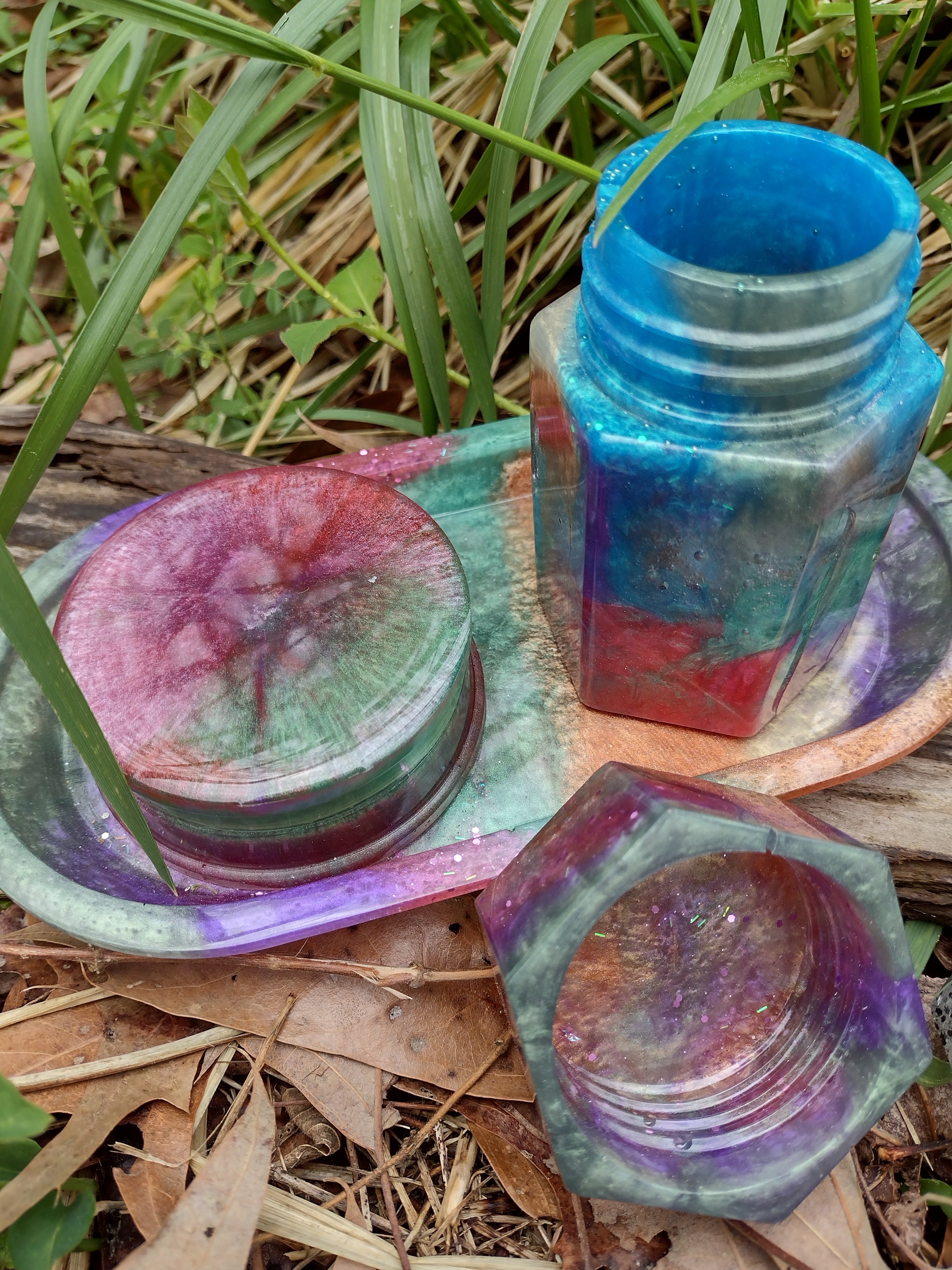 Resin tray, jar, grinder set