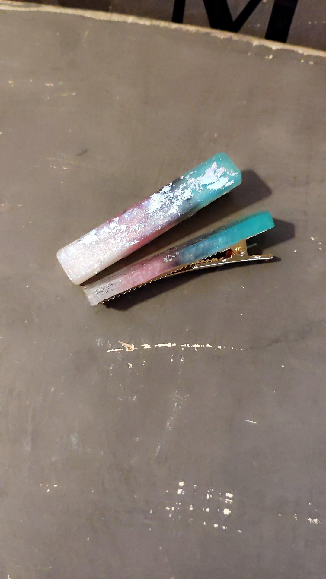 Resin Hair Clips