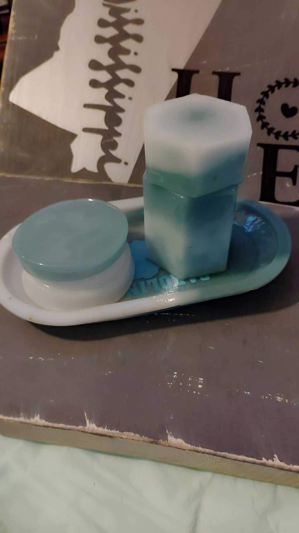 Resin tray, jar, grinder set