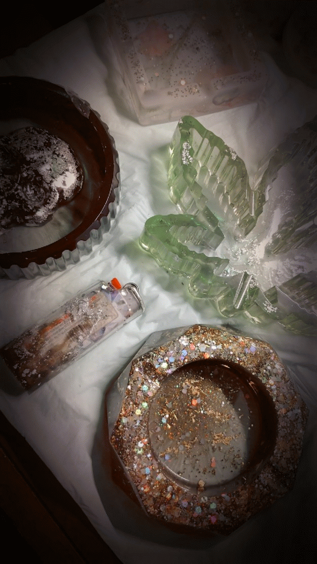 Resin ashtrays and lighter covers