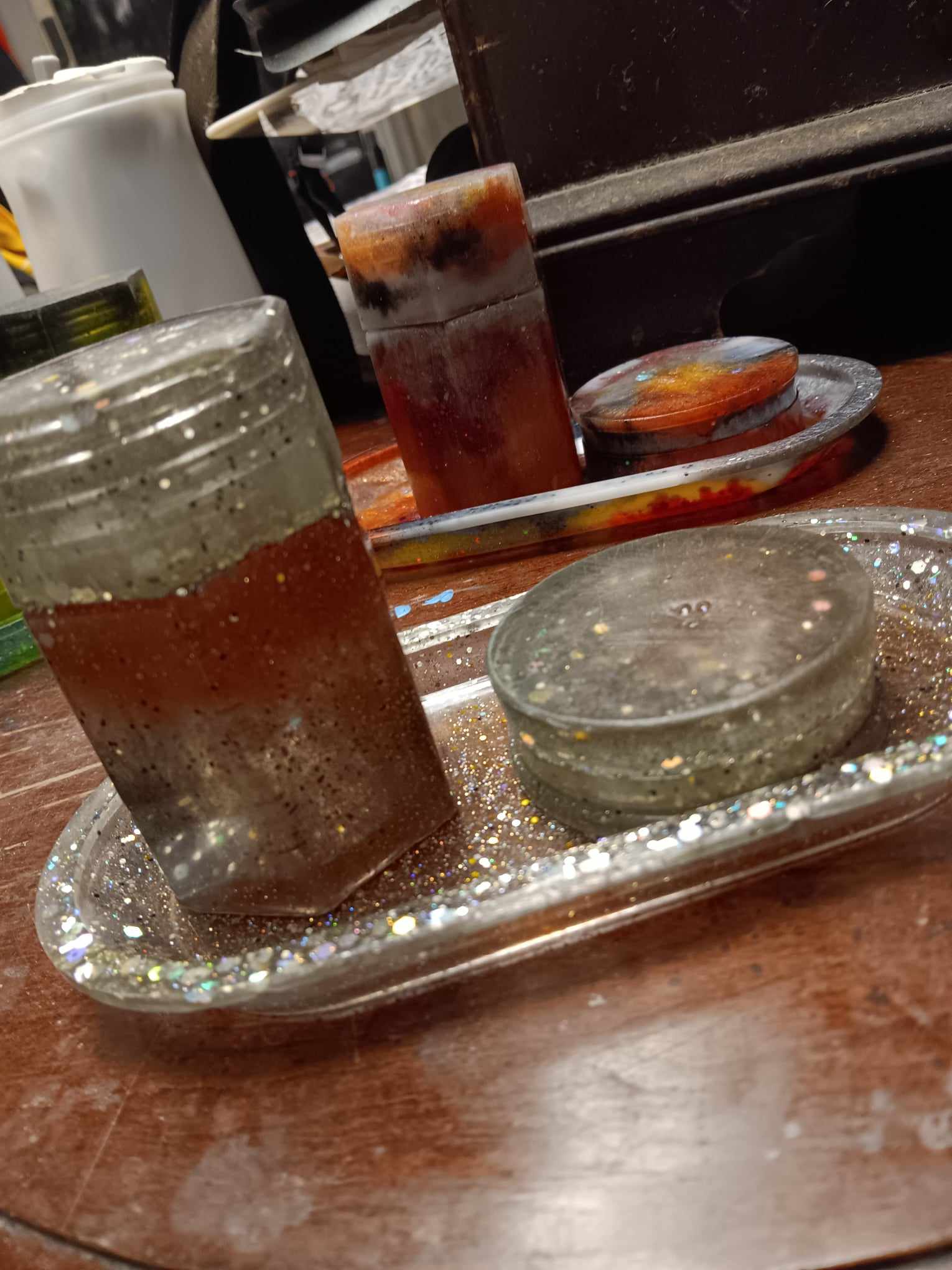 Resin tray, jar, grinder set