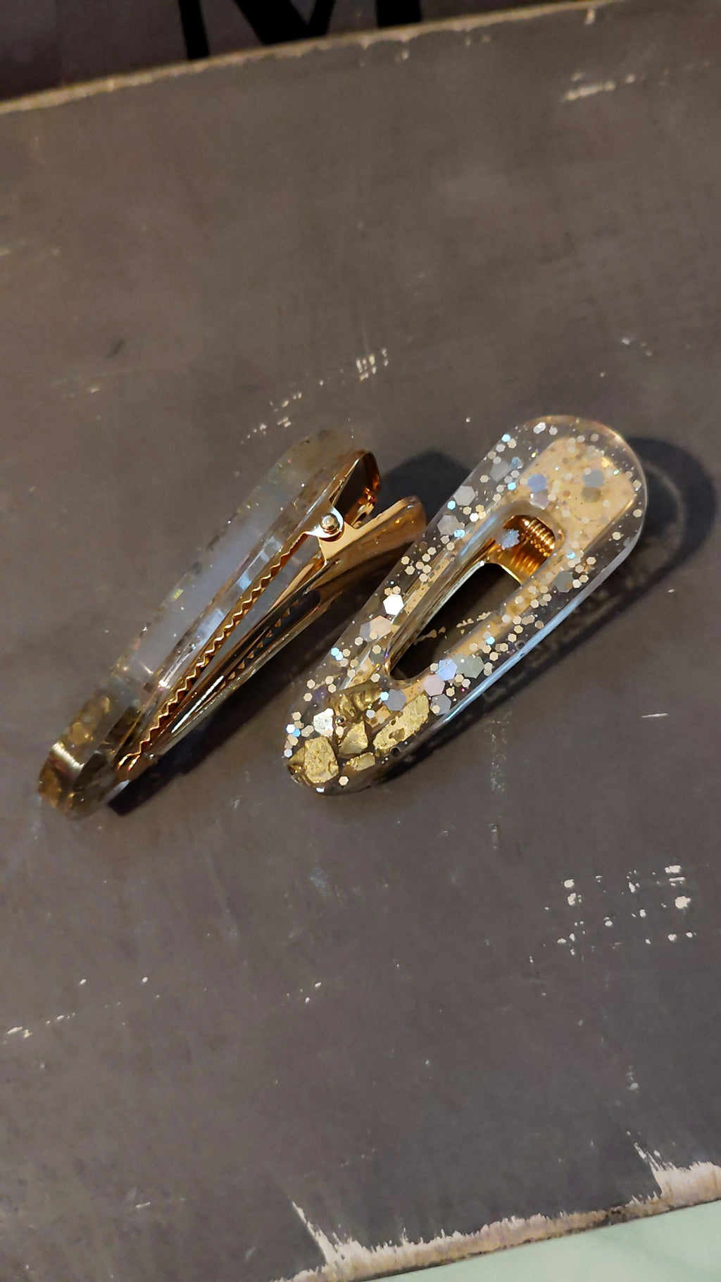 Resin Hair Clips