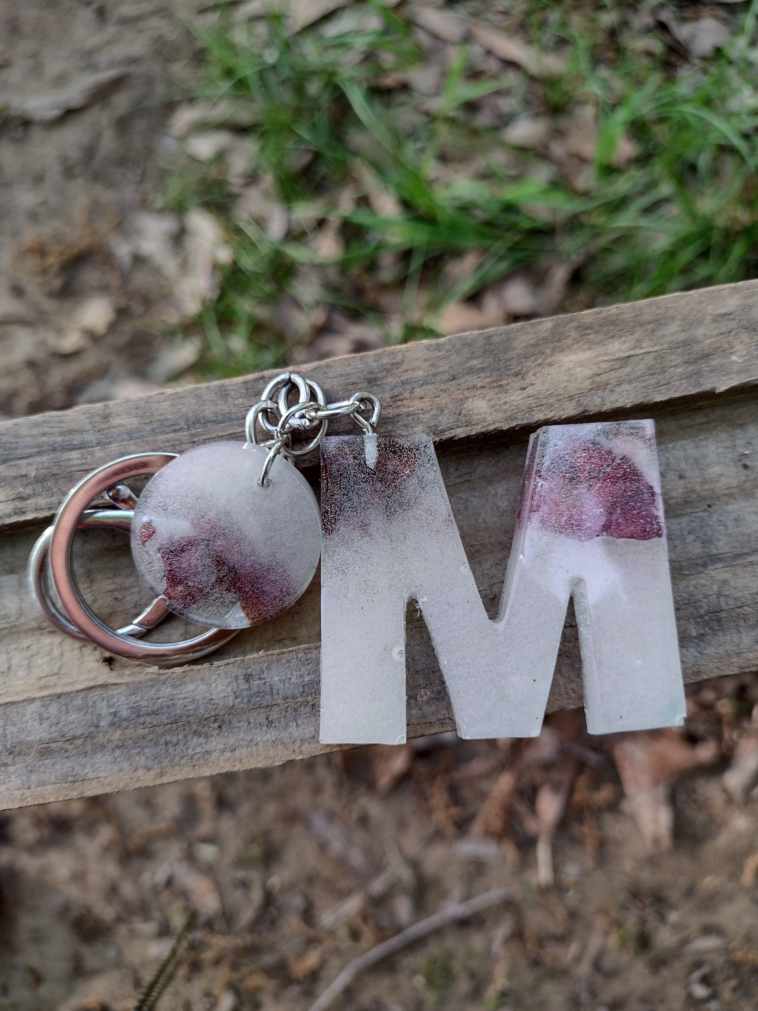 Resin memorial keepsakes