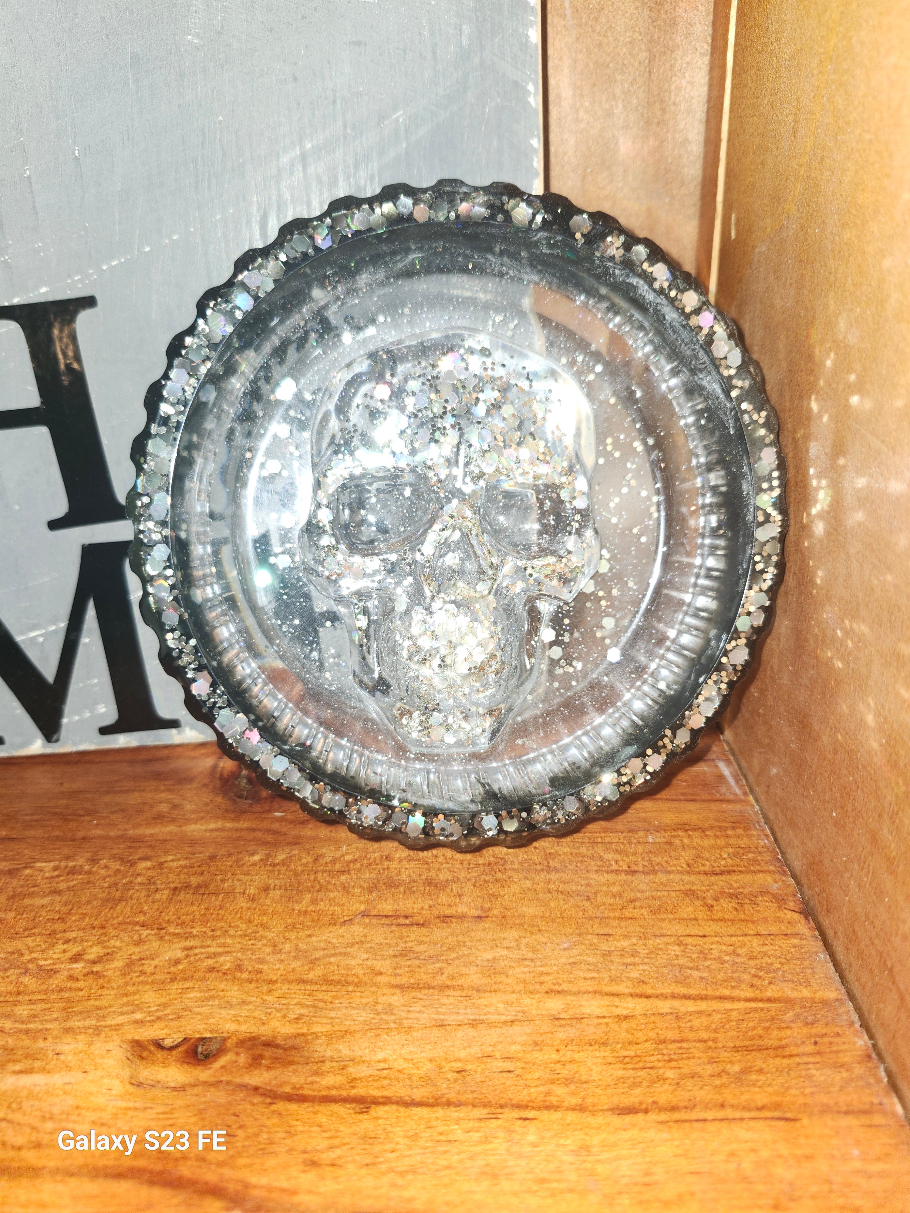 Resin ashtrays and lighter covers